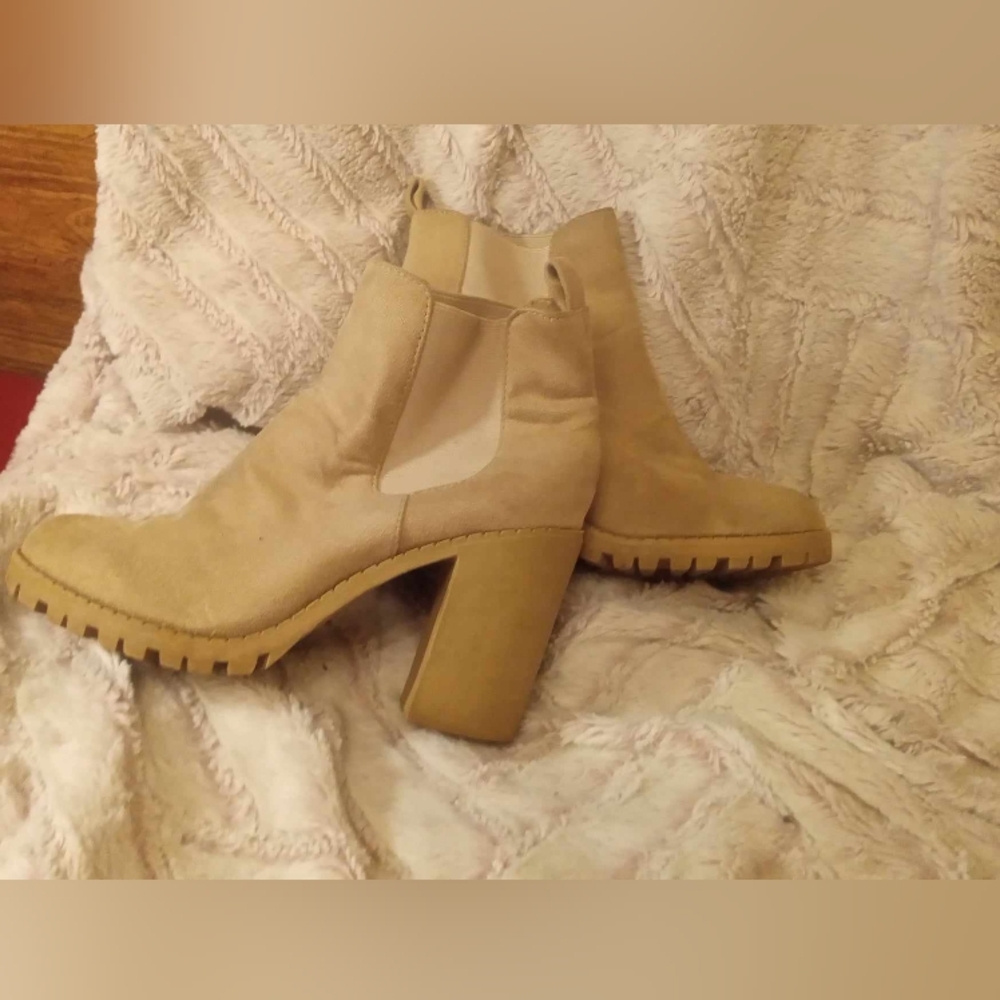 Soda heeled brown ankle boots